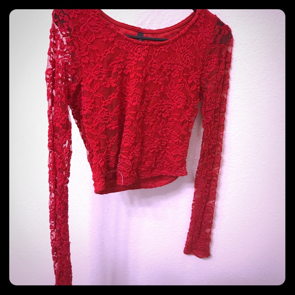 Crop top lace shirt